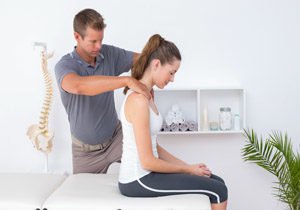 Chiropractic-Neck-adjustment